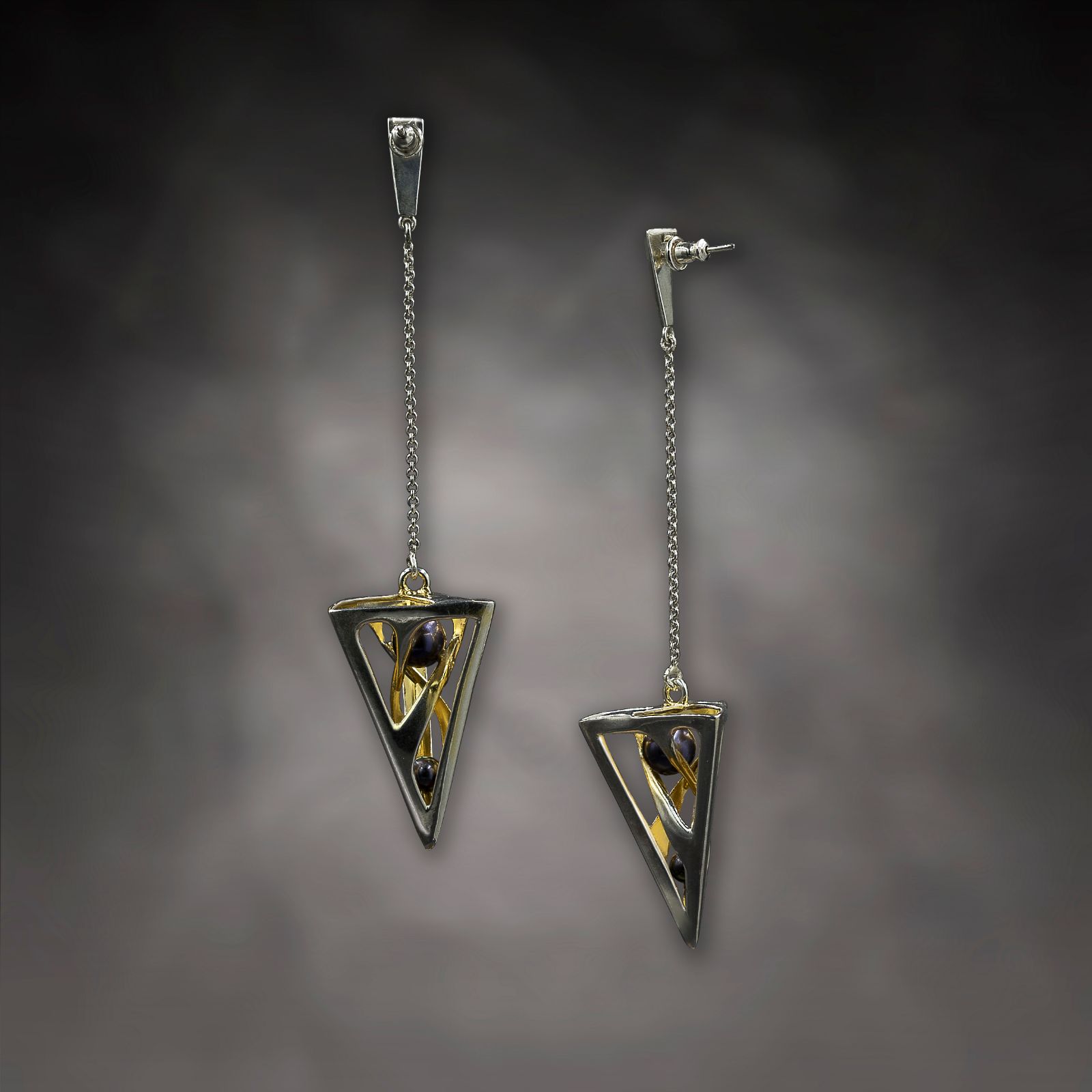 E.AR.19003 Zaha Hadid 3 Earrings