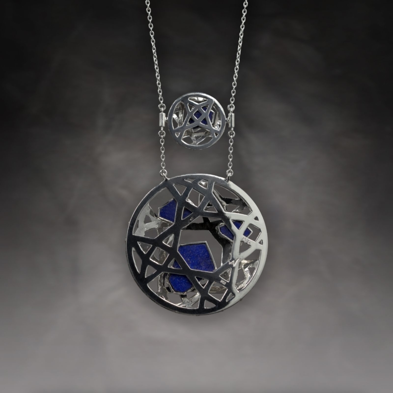 N.AR.19001 Louvre Necklace Round 03