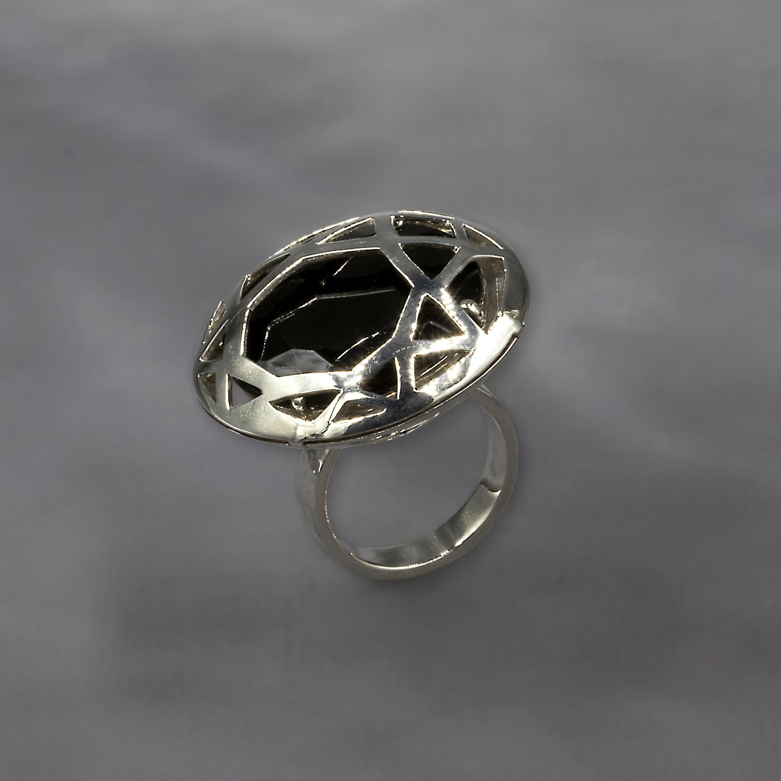 R.AR.19001 Louvre Ring Onyx