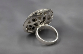 R.AR.19001 Louvre Ring Onyx IMG_3680