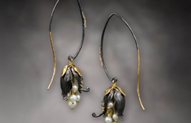 002 Snapdragon Earrings Pearl White
