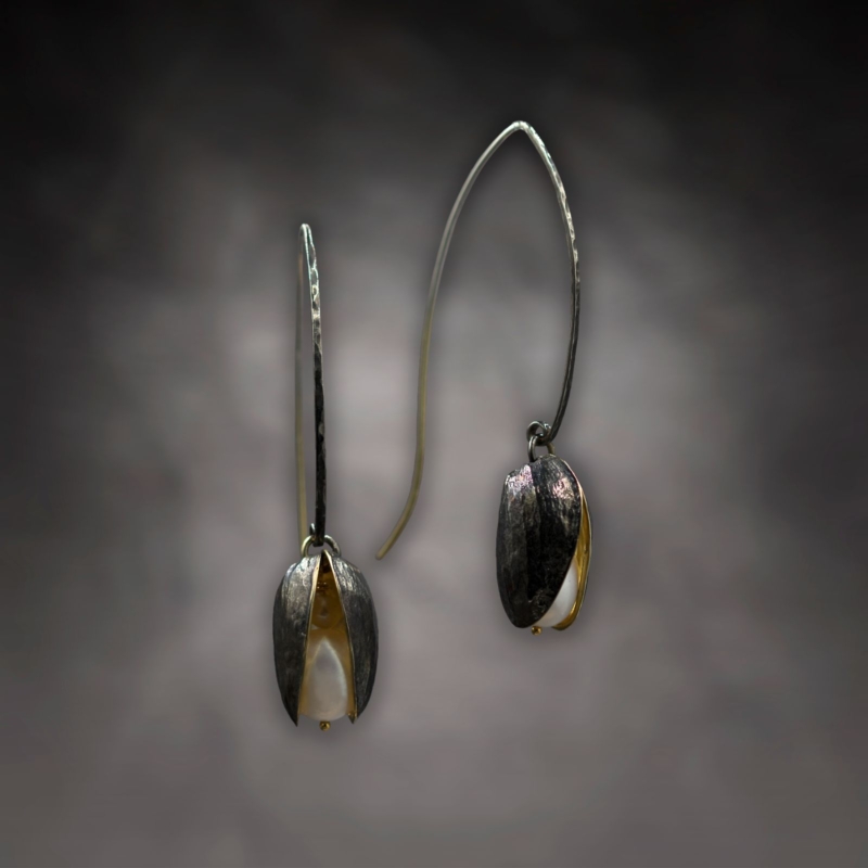 E.WN.19002_Pistachio Earrings Black (2)