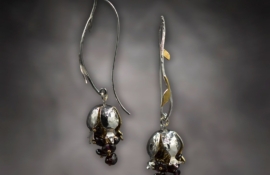 E.WN.19003_Pomegranet Earrings White (2)
