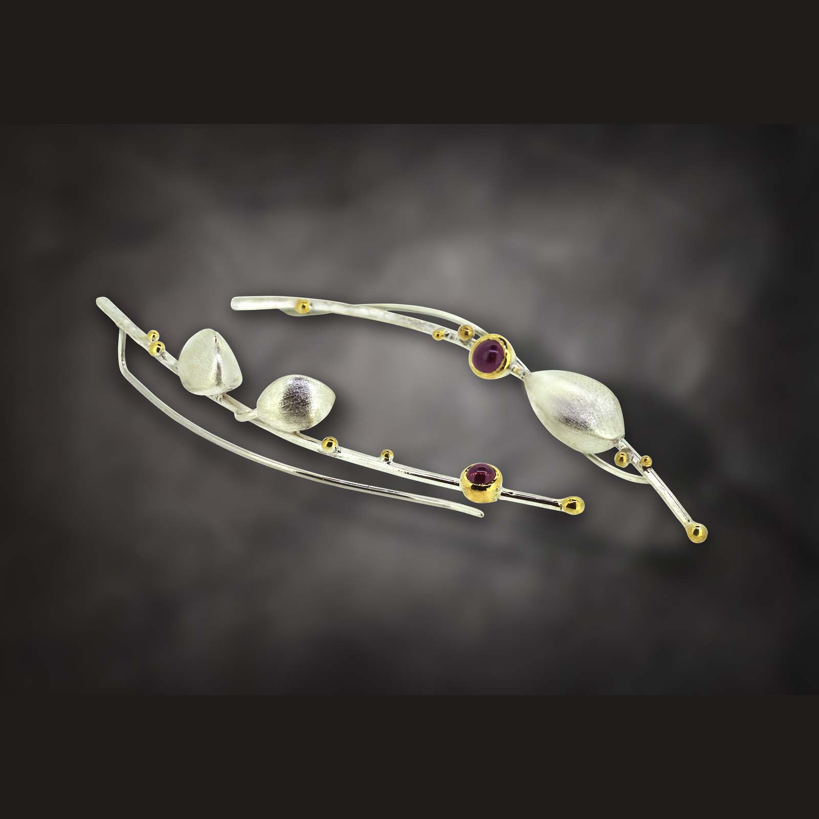 E.WN.19009_Orchids Buds Earrings
