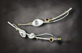E.WN.19009_Orchids Buds Earrings 02