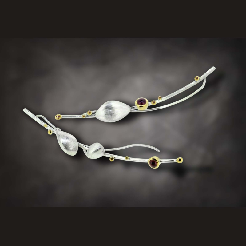 E.WN.19009_Orchids Buds Earrings 02