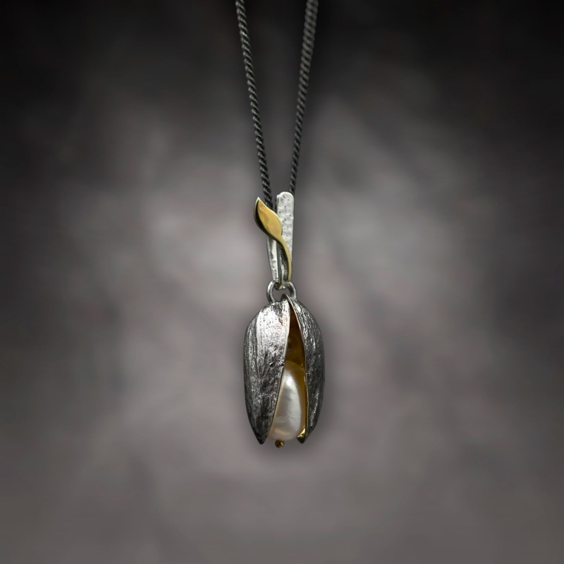 N.WN.19001_Pistachio Pendant White (1)