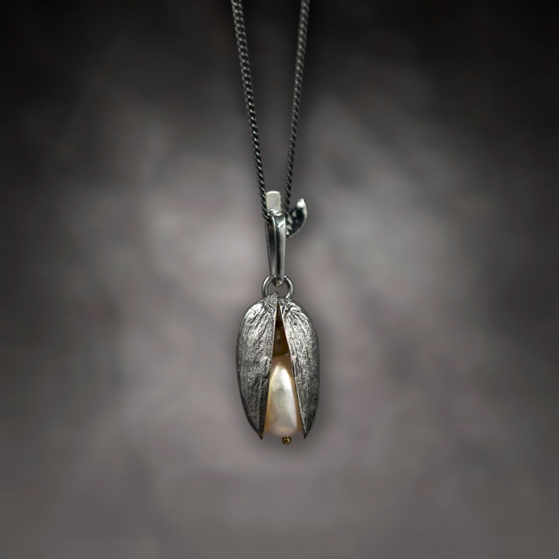 N.WN.19001_Pistachio Pendant White (3)