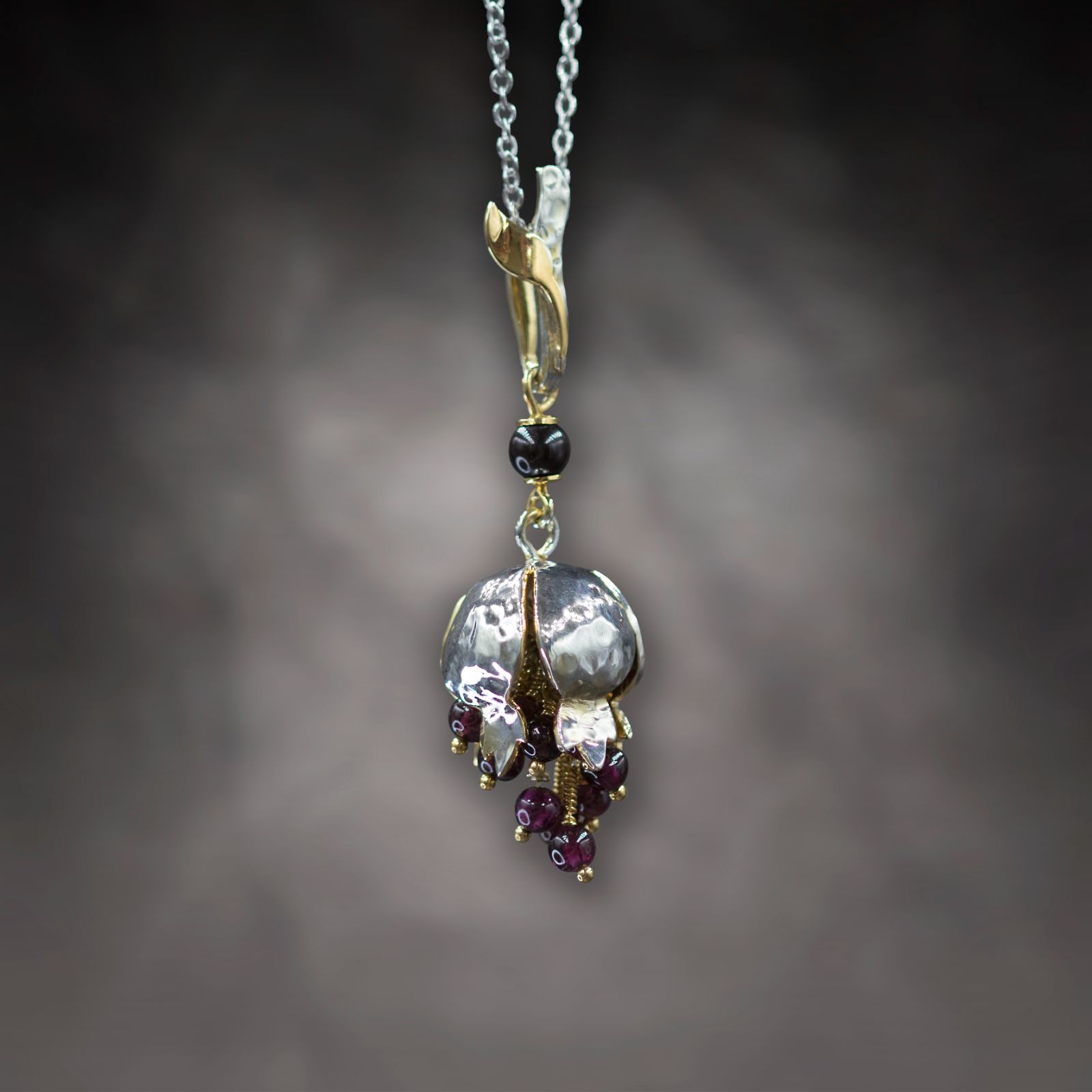 N.WN.19003_Pomegranet Pendant White